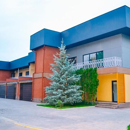 Gоlden Dragon Villa Hotel Bishkek Esterno foto