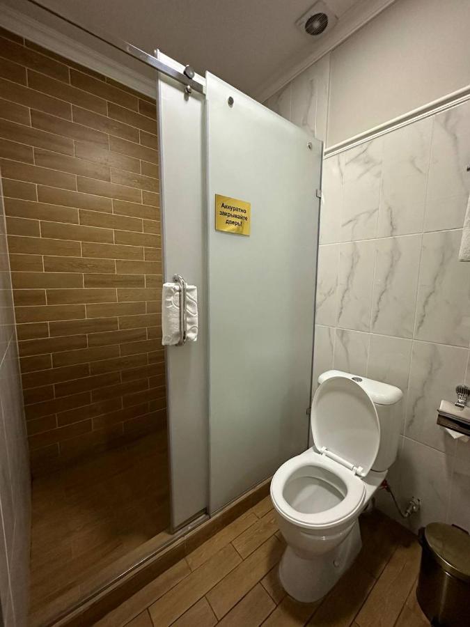 Gоlden Dragon Villa Hotel Bishkek Esterno foto