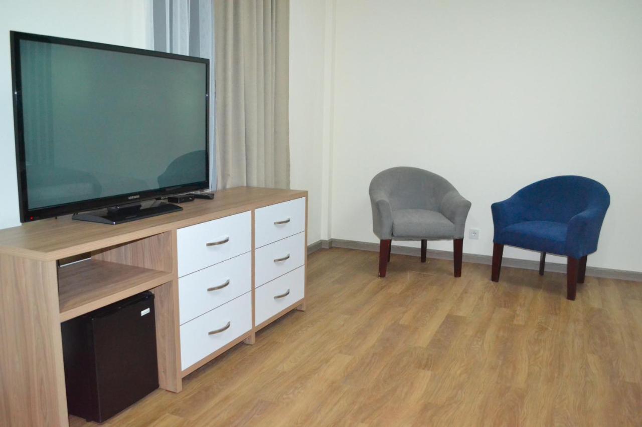 Gоlden Dragon Villa Hotel Bishkek Esterno foto